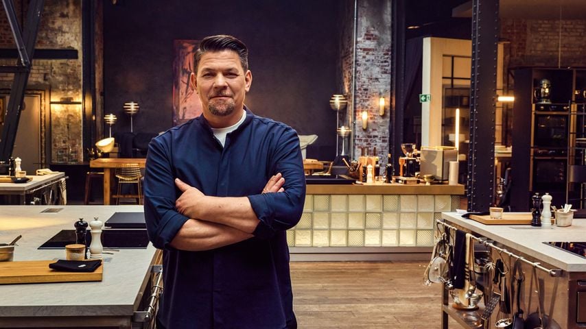 Notarzt-Einsatz im Studio: Tim Mälzers Kochshow abgebrochen