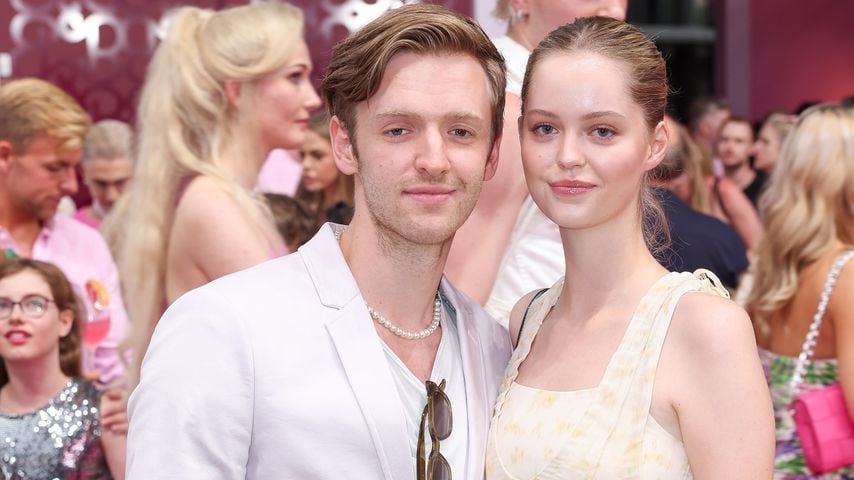 Timur Bartels mit seiner Freundin Milena