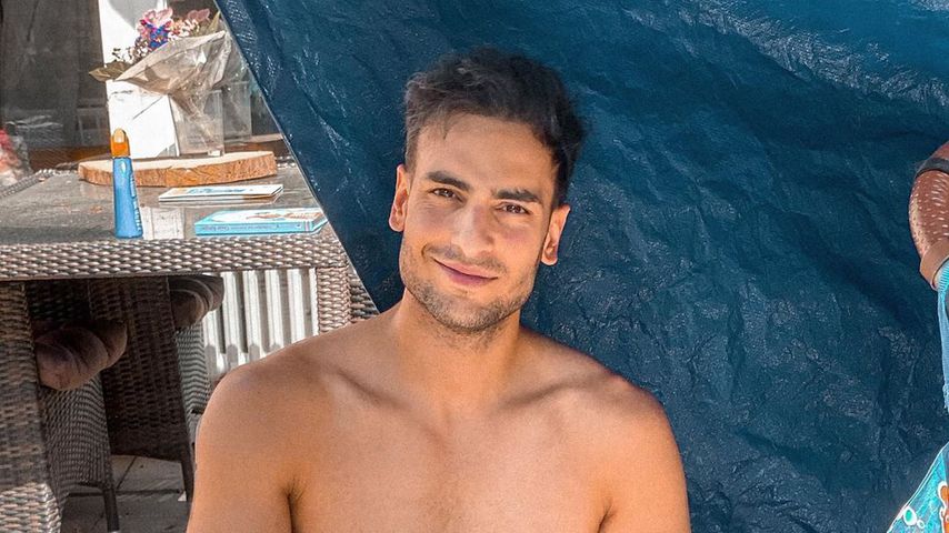 Timur Ülker zusammen mit Töchterchen Illeya im Mai 2020