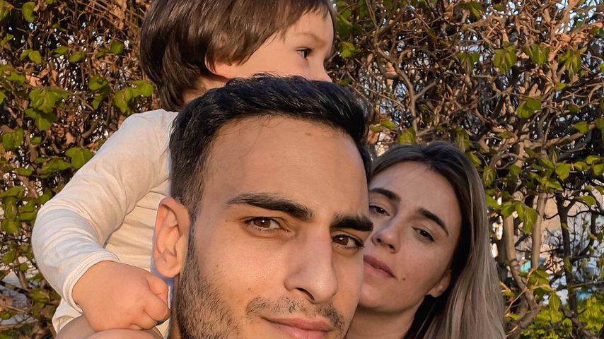 Timur Ülker mit seiner Partnerin Caroline und seinem Sohn Ilay im Mai 2021