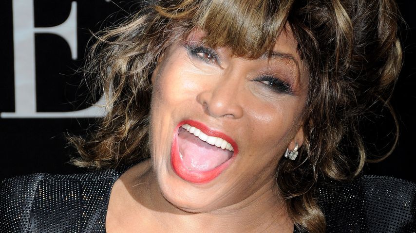 Tina Turner, Paris Fashion Week 2010