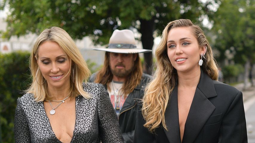 Tish Cyrus und Miley Cyrus im Jahr 2019
