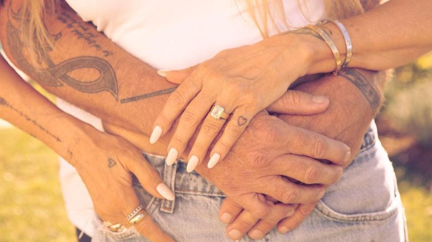 Tish Cyrus mit ihrem Verlobungsring