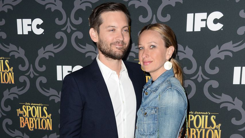 Gute Freunde: Tobey Maguire posiert happy mit seiner Ex-Frau