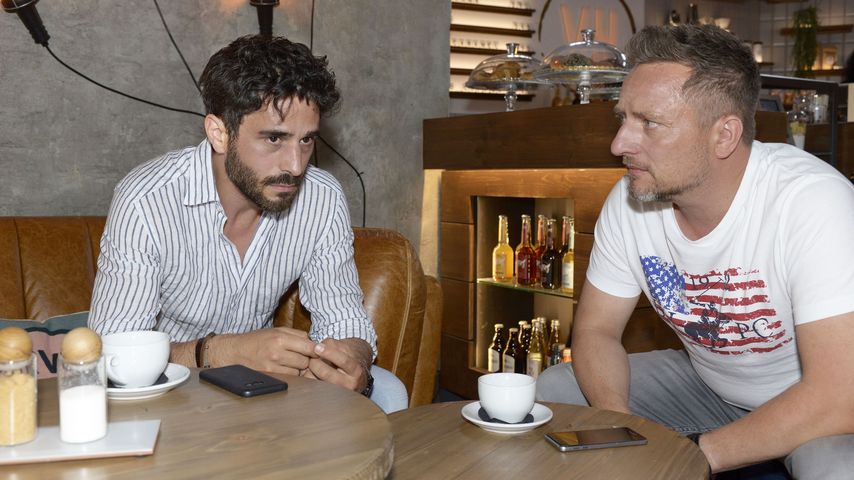 Tobias Evers (Jan Kittmann) und Michi Bode (Lars Pape) in einer GZSZ-Szene