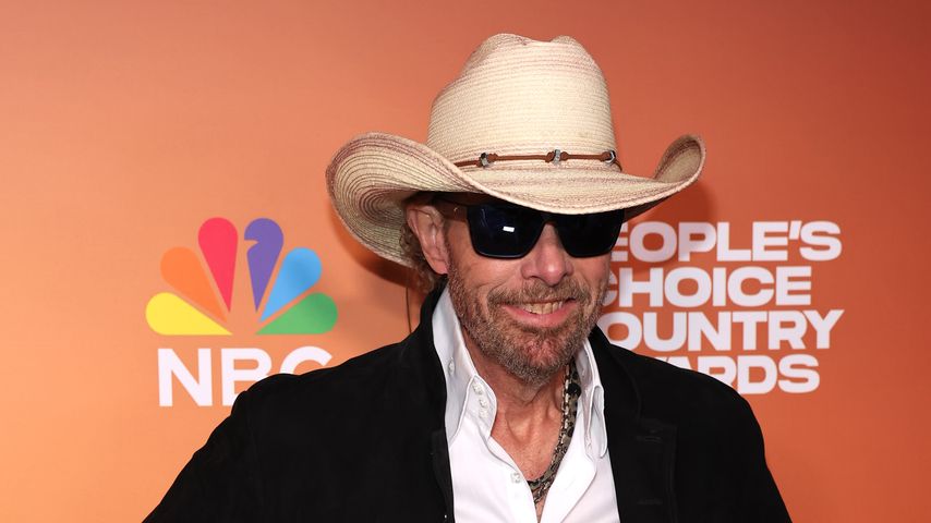 Toby Keith, Sänger