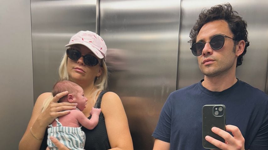 Toby Sebastian und seine Frau Scarlet Alexandra und ihrem Baby, Juli 2026