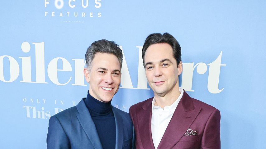 Todd Spiewak und Jim Parsons im November 2022