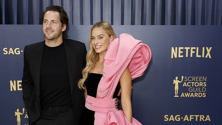 Tom Ackerley und Margot Robbie im Februar 2024
