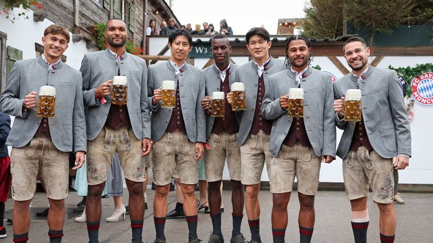 FC Bayern-Spieler auf dem Oktoberfest 2025