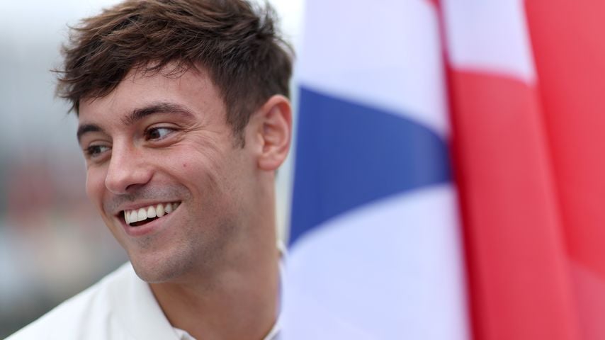 Tom Daley enthüllt intime Hochzeitsfotos mit Ehemann Dustin