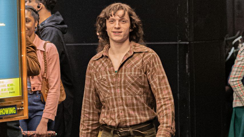 Kaum erkannt: Hier sieht Tom Holland total verändert aus!
