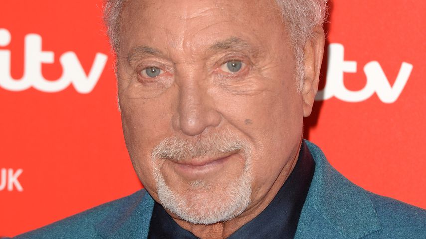 Tom Jones, Sänger