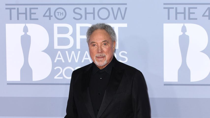 Tom Jones, Sänger
