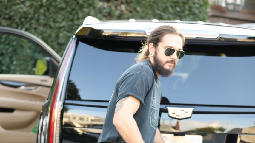 Tom Kaulitz mit seinem Hund Capper