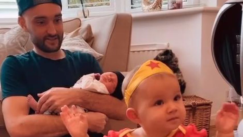 Tom Parker mit seinen zwei Kindern