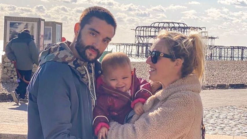 Tom Parker mit seiner Frau Kelsey und Tochter Aurelia Rose