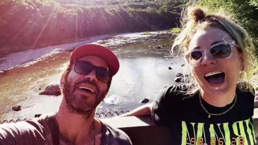Tom Pelphrey und Kaley Cuoco