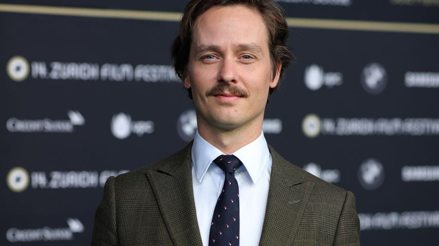 Tom Schilling mordet sich bei Netflix zur Chartspitze
