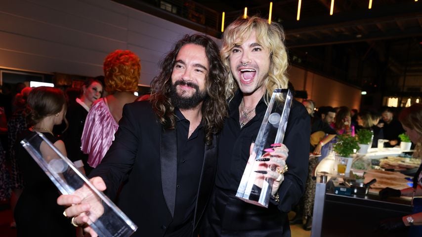 Tom und Bill Kaulitz beim Deutschen Fernsehpreis 2023