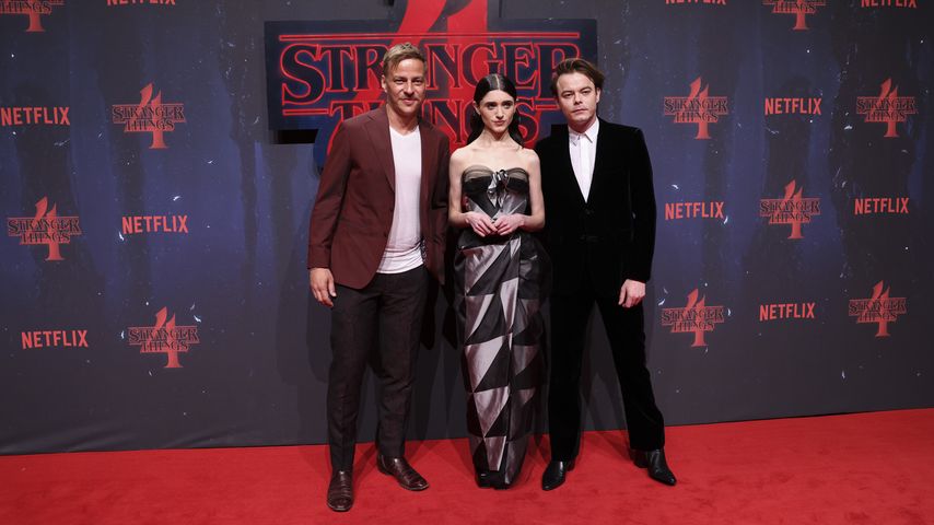 Tom Wlaschiha, Natalia Dyer und Charlie Heaton bei der Premiere von "Stranger Things"-Staffel vier