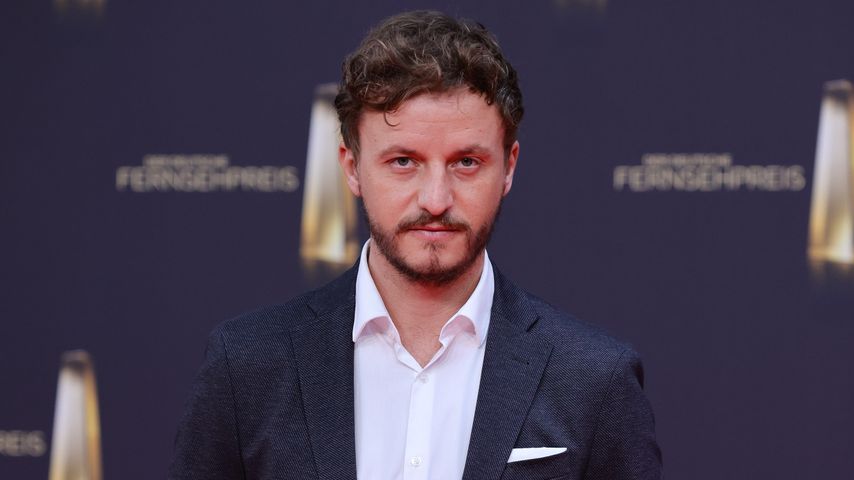Nur neuer Schmuck? Tommi Schmitt trägt verdächtigen Ring