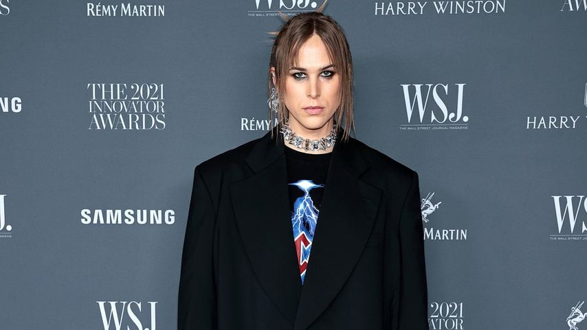"Verlorene Zeit aufholen": Tommy Dorfman testet neue Styles
