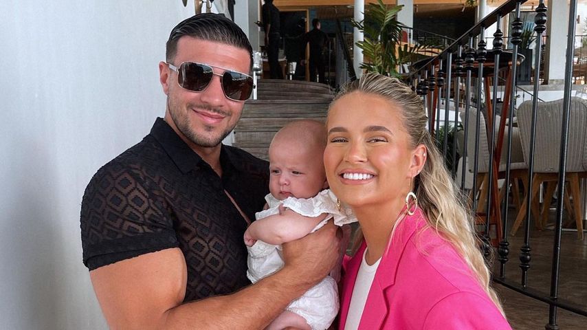 Molly-Mae Hague und ihr Partner Tommy Fury sind verlobt!