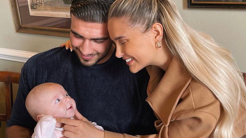 Freundin und Kind allein: Tommy Fury feiert mit Chris Brown!
