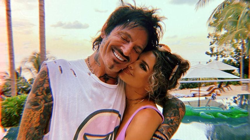 Tommy Lee teilt Nacktfoto seiner Frau nach Catfish-Skandal
