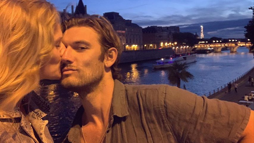 Voll verliebt: Toni Garrn und Alex Pettyfer turteln in Paris