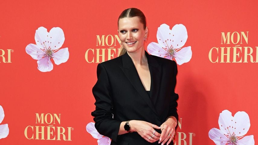 Toni Garrn, Model