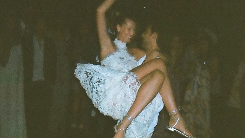 So verliebt! Toni Garrn teilt intime Hochzeitsfotos mit Alex