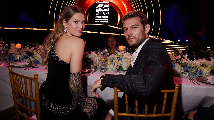 Toni Garrn und Alex Pettyfer im Dezember 2022