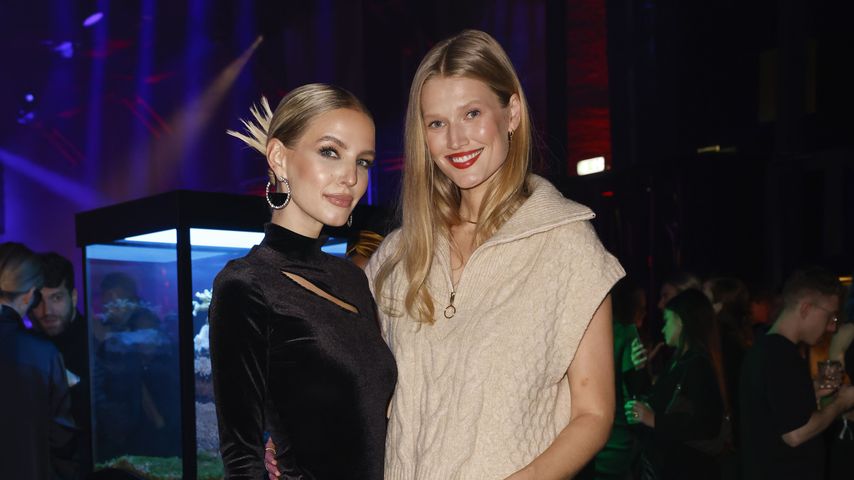 Toni Garrn und Leonie Hanne beim ESPRIT Event "Laboratory of Nature"
