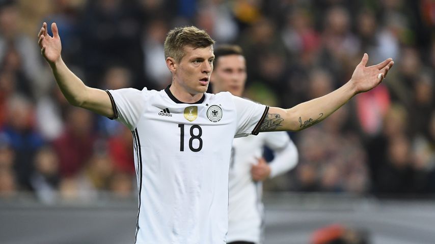 Zoff unter WM-Helden: Jetzt wehrt sich Thomas Müller!