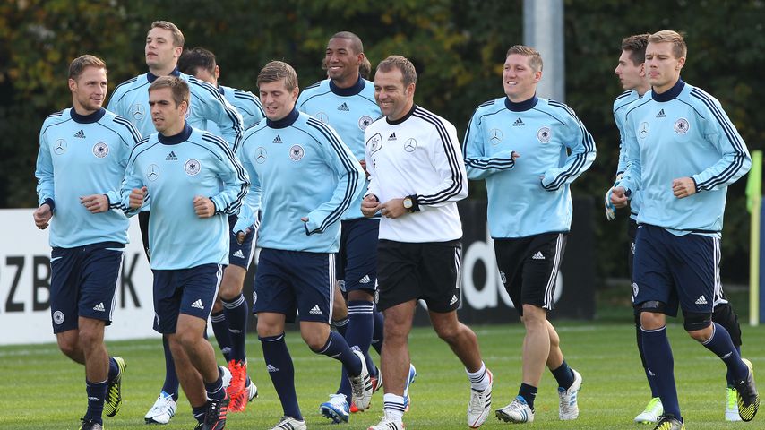 Toni Kroos und Hansi Flick im Herbst 2012 beim Mannschaftstraining
