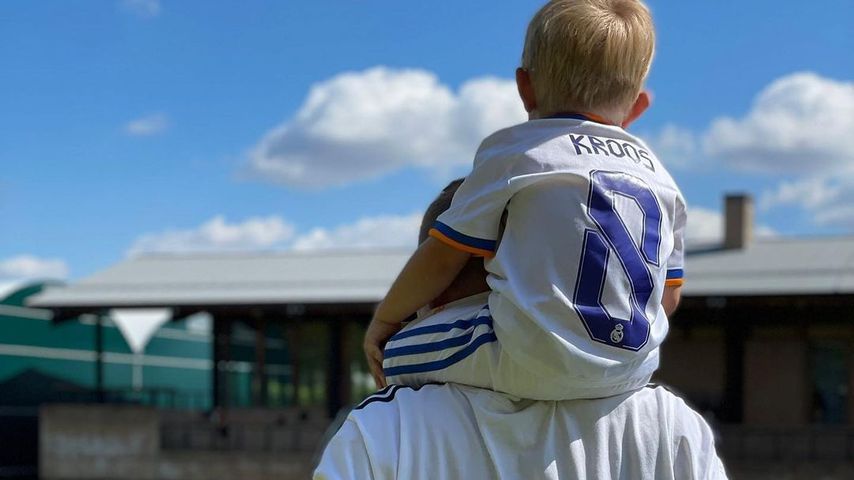 Toni Kroos und sein Sohn Fin