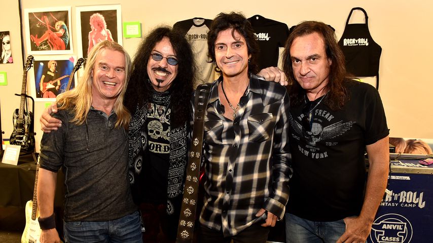 Die Musiker Tony Franklin, Frankie Banali, Phil Soussan und Vinny Appice im November 2015