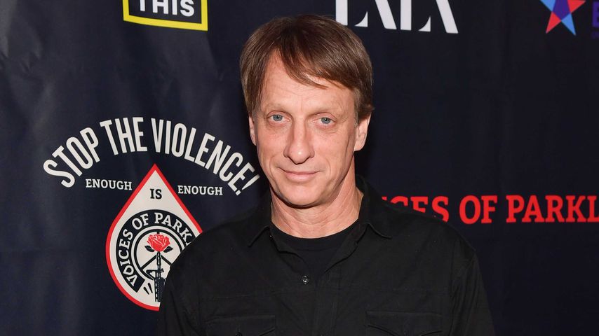 Autsch! Tony Hawk postet Bilder von gebrochenen Fingern