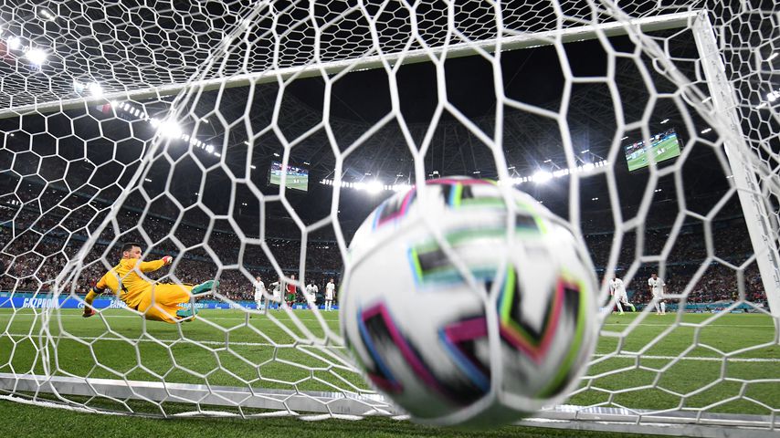 Tor von Cristiano Ronaldo beim EM-Spiel gegen Frankreich