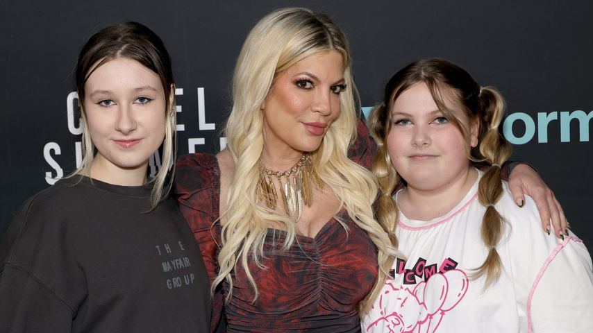 Tori Spelling mit ihren Töchtern Stella und Hattie