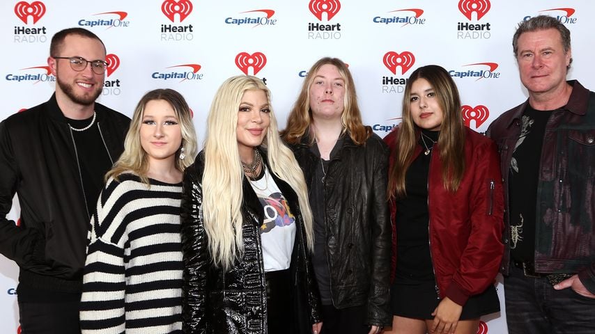 Tori Spelling und Dean McDermott mit ihren Kindern