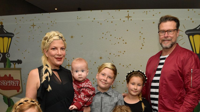 Tori Spelling und Dean McDermott mit ihren Kindern