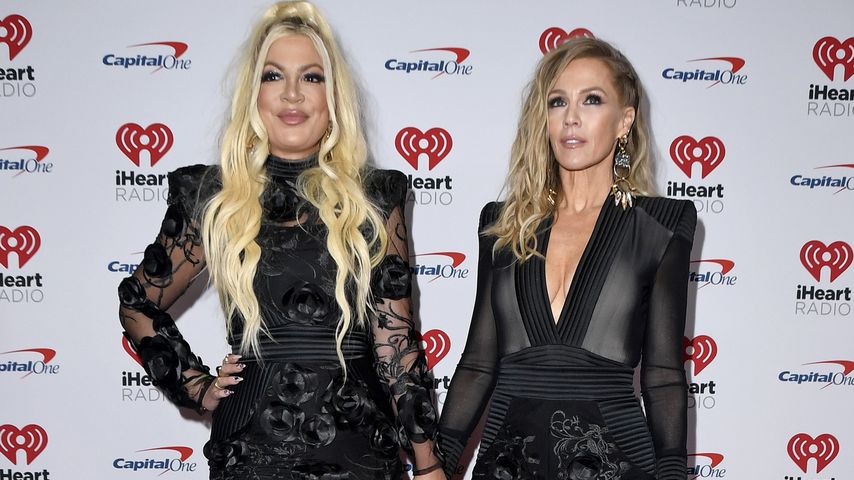 Während Scheidung: Jennie Garth hält zu BFF Tori Spelling