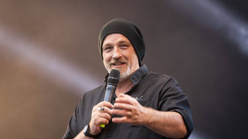 Komiker Torsten Sträter macht Tumor-Diagnose öffentlich