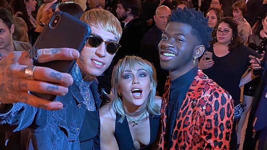 Trace und Miley Cyrus mit dem Rapper Lil Nas X