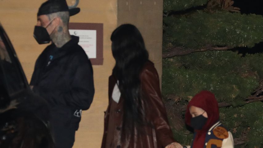 Travis Barker mit Kourtney Kardashian und ihrem Sohn Reign