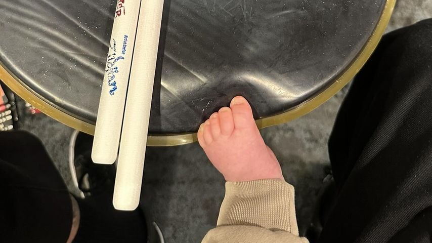 Travis Barker mit Baby Rocky, März 2024