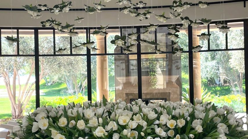 Travis Barkers Blumenarrangement für Kourtney Kardashian